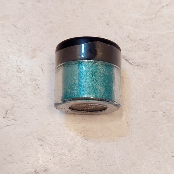 NWOB Sleek Makeup Jet Set Eye Dust - Picture 2 of 5